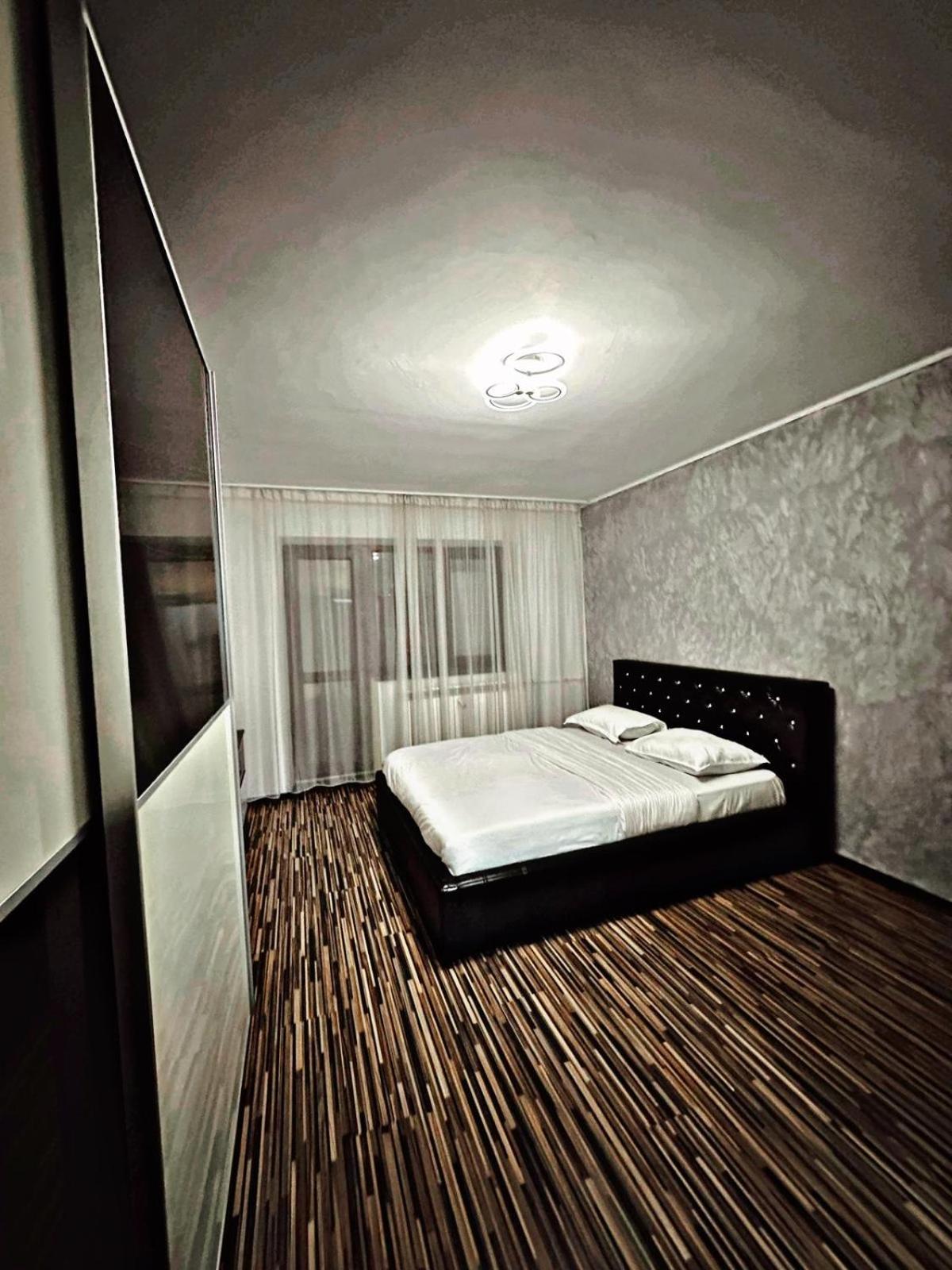 Lukapartaments Tulcea Ngoại thất bức ảnh
