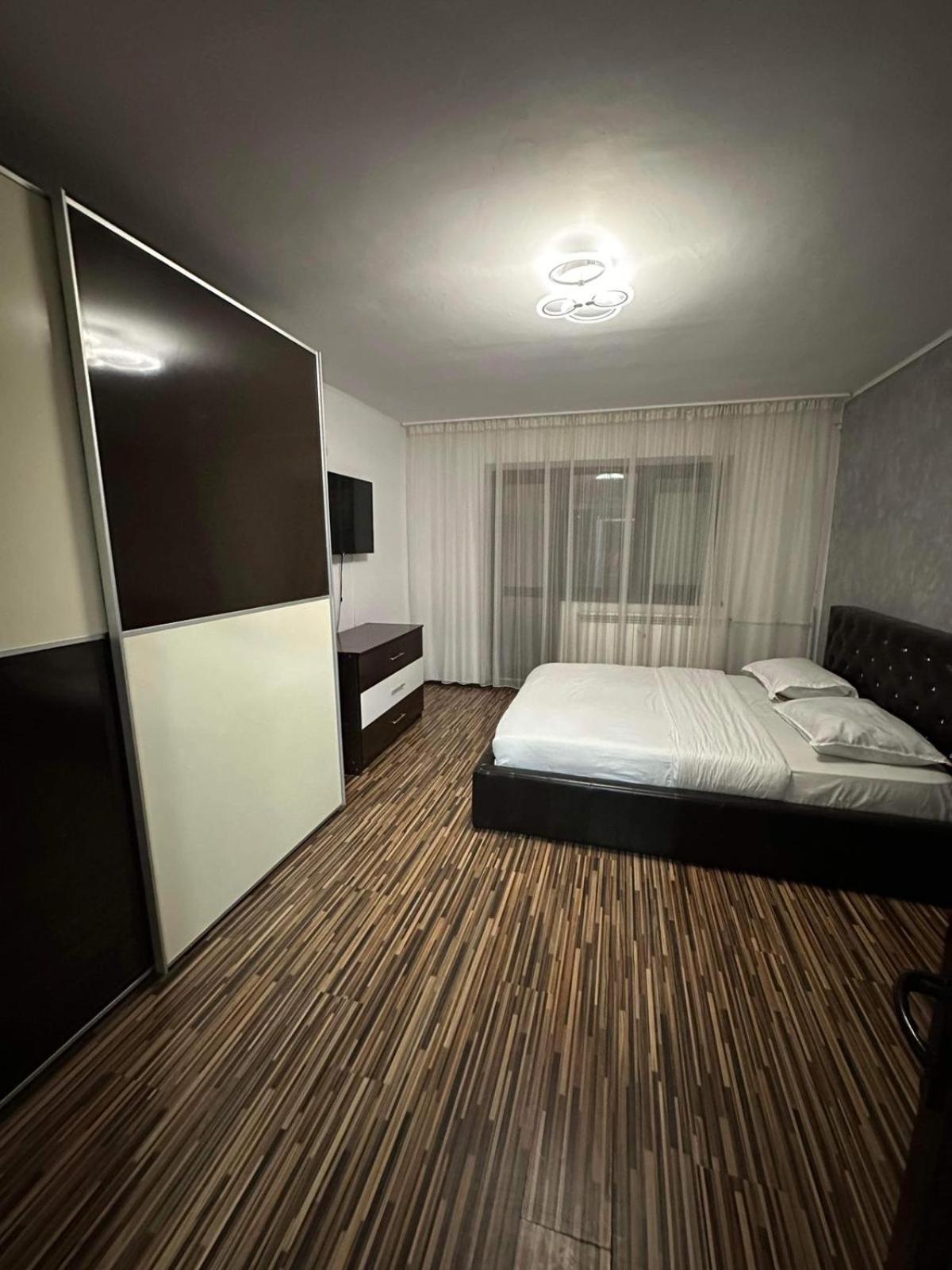Lukapartaments Tulcea Ngoại thất bức ảnh